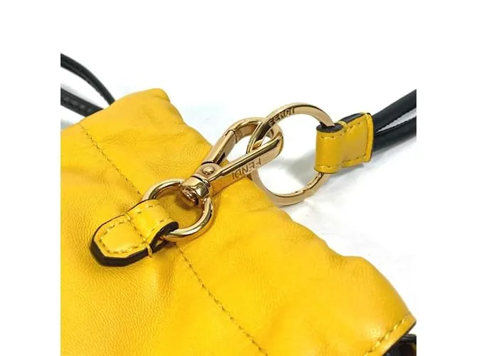 Bolso de cuero amarillo Fendi 