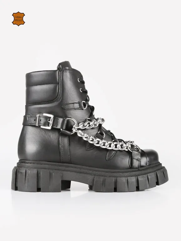 Dolce Moda Botas de combate de piel para mujer con cadenas