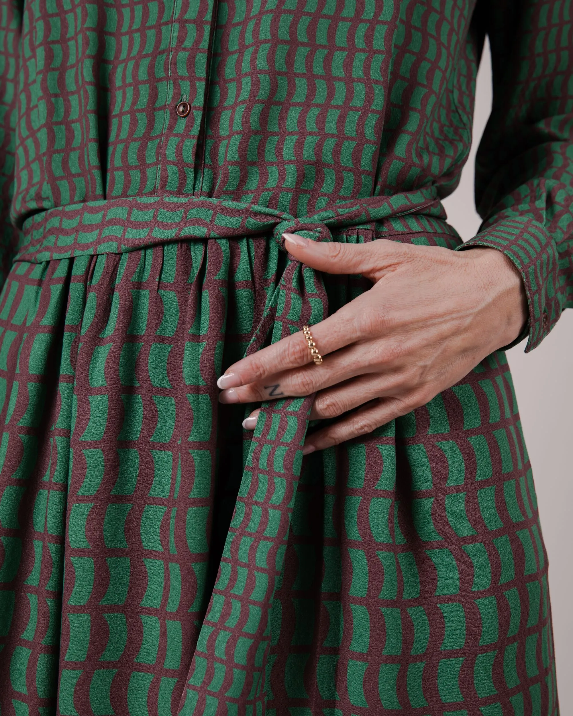 Geo Mao Long Sleeve Dress Green