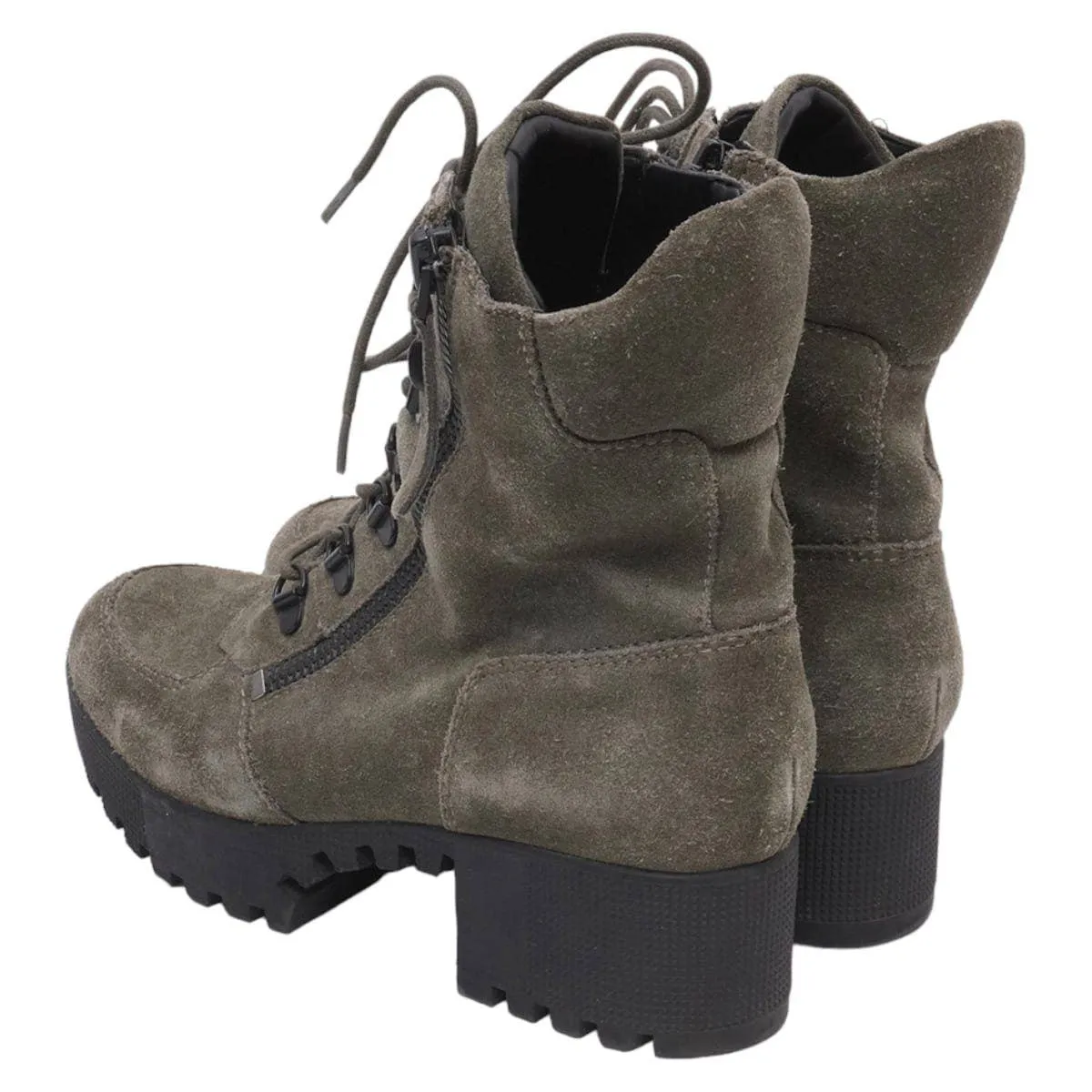 Kendall + Kylie Botas