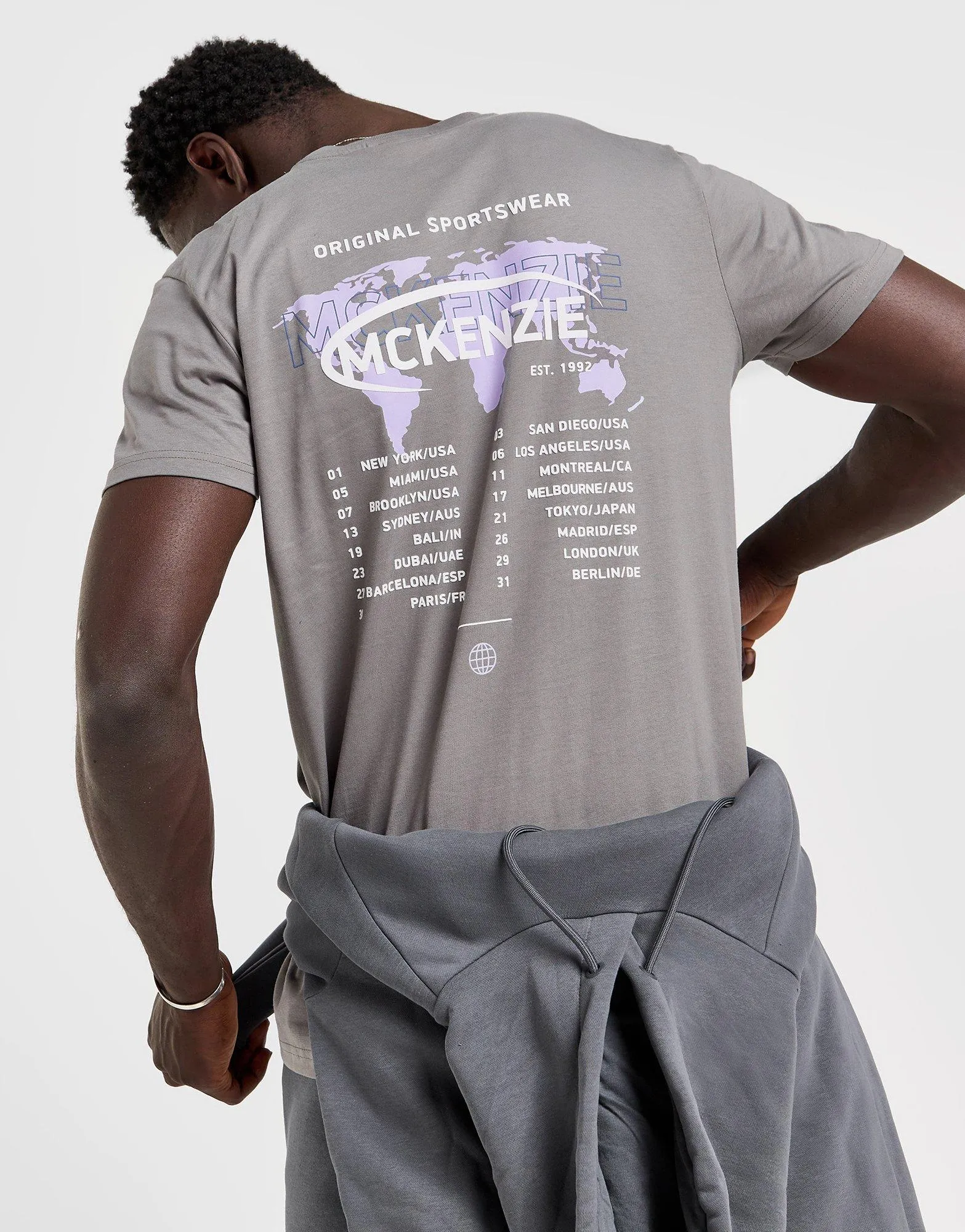 McKenzie Camiseta Tour