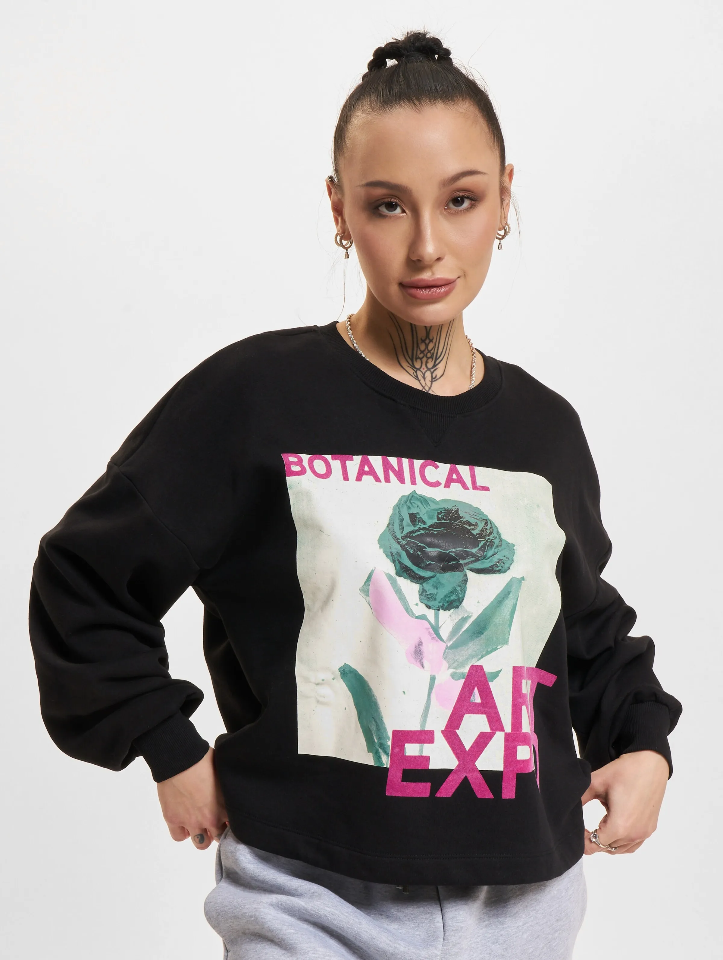 Only Pixas L/S Grow O-Neck Box