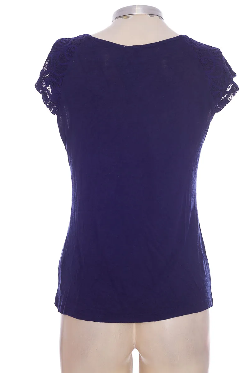 Top / Camiseta color Azul - Arkitect