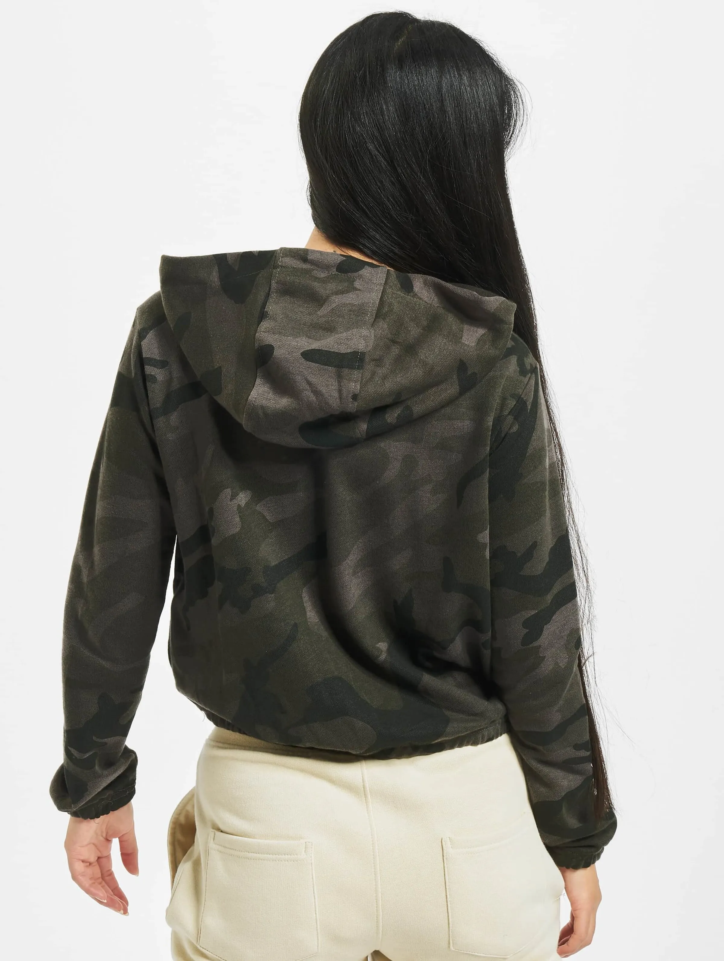 Urban Classics Camo Cropped