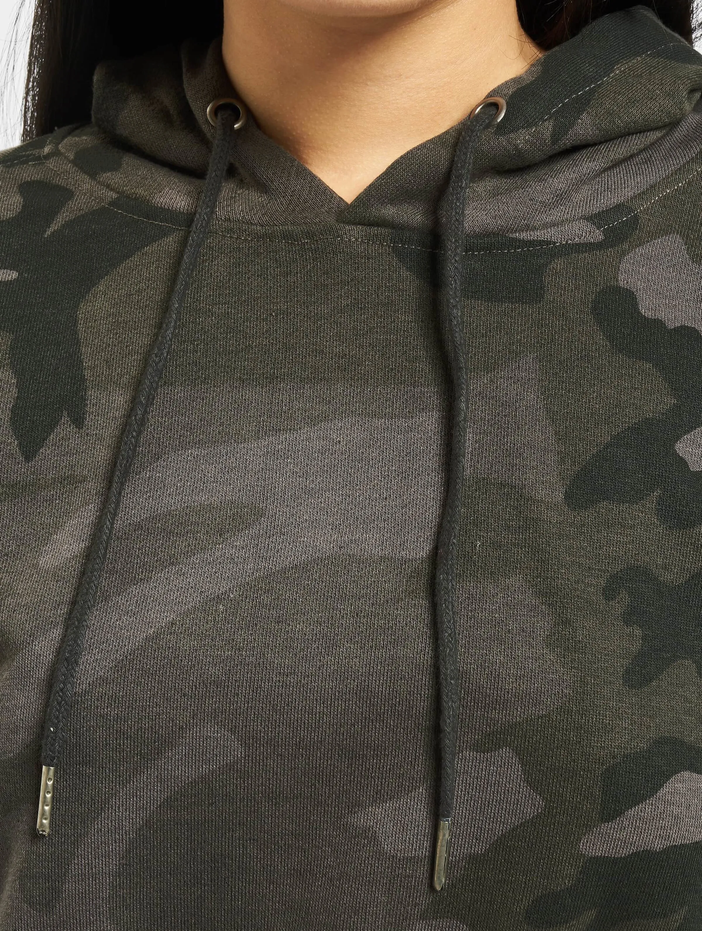 Urban Classics Camo Cropped