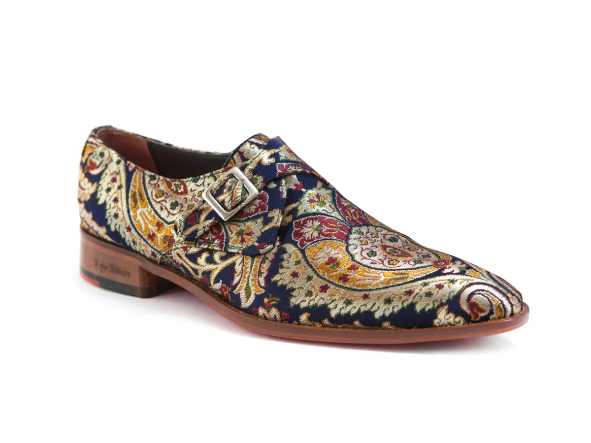 Zapato modelo Dubai , fabricado en Jacquard 483 nº1.