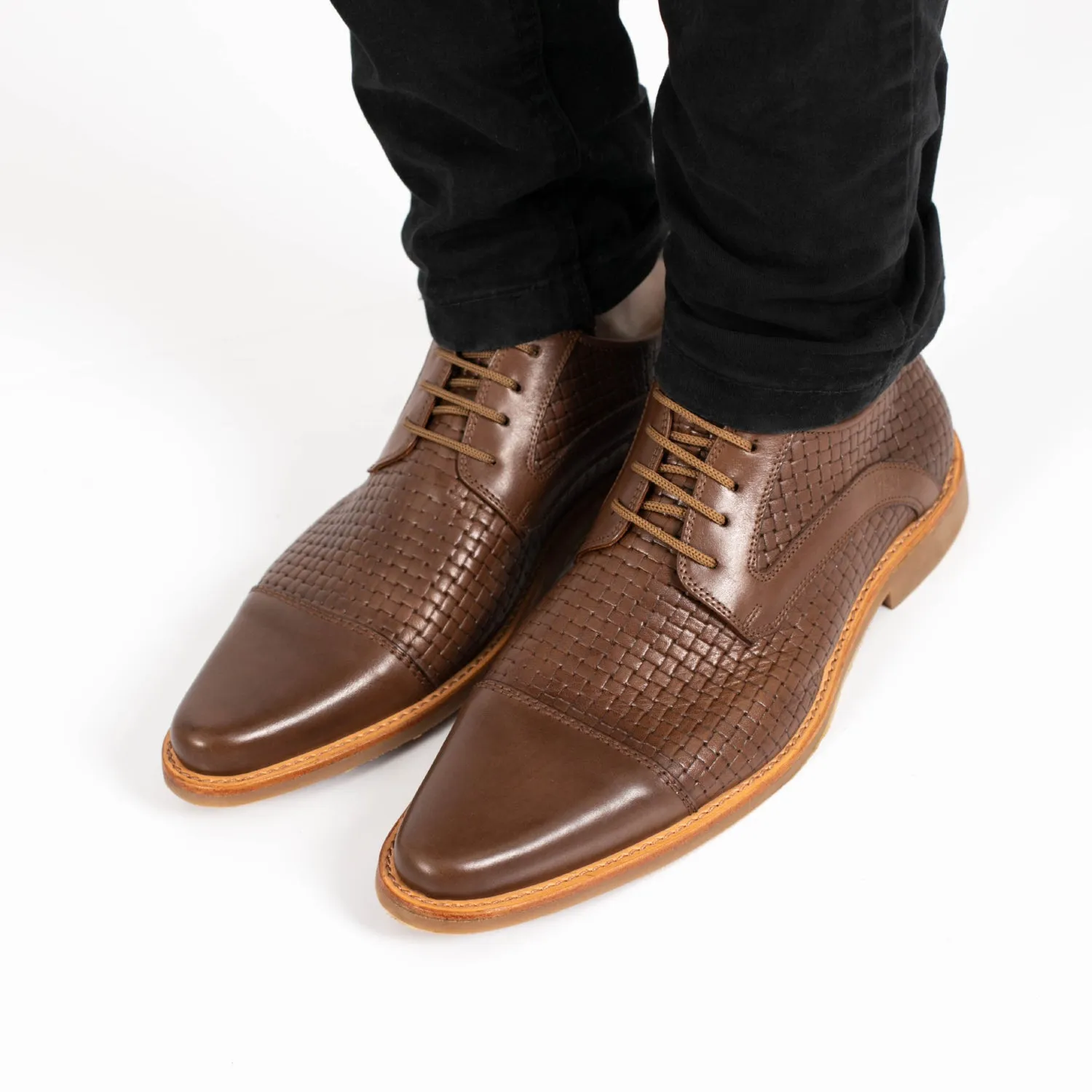 ZAPATO NORRIS CHOCOLATE